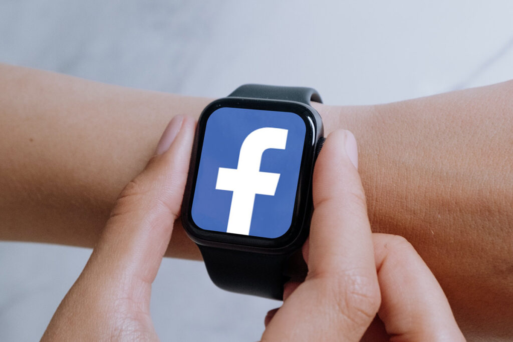 Facebook-smartwatch-mockup-leaks